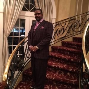 Meet your Posher, Bernard